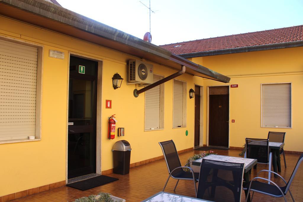 Hotel Al Corso Λενιάνο Εξωτερικό φωτογραφία