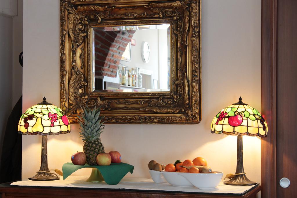 Hotel Al Corso Λενιάνο Εξωτερικό φωτογραφία