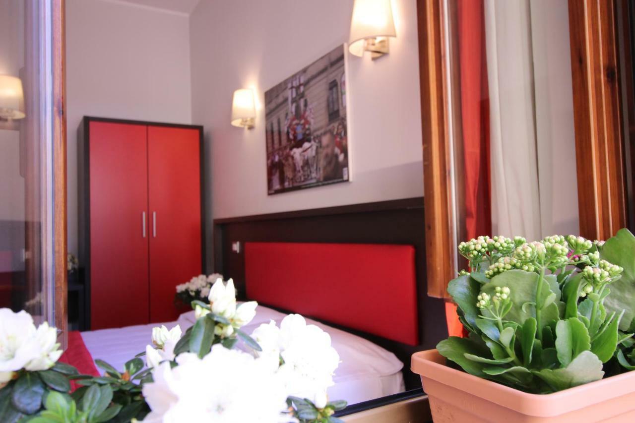 Hotel Al Corso Λενιάνο Εξωτερικό φωτογραφία
