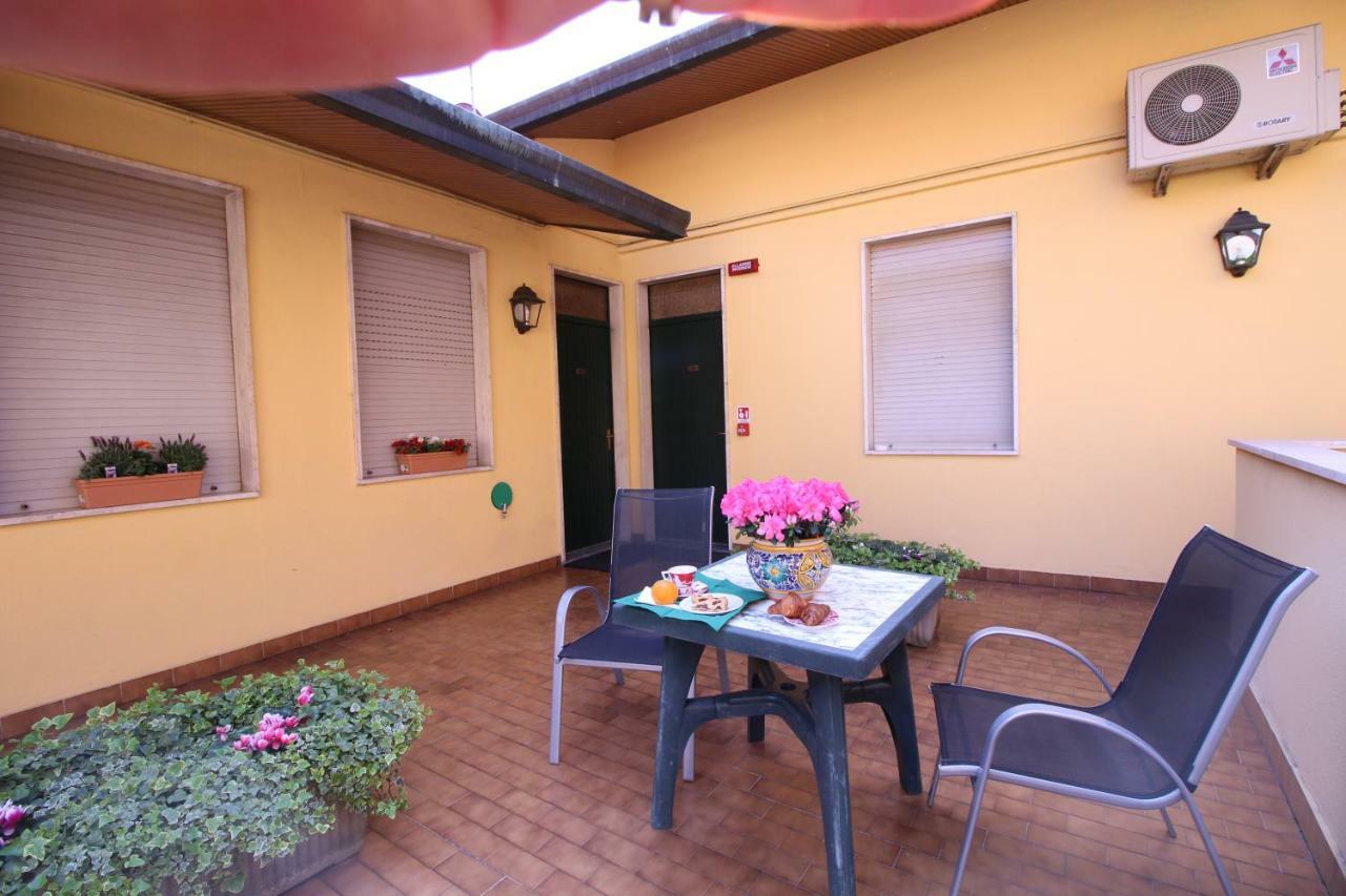Hotel Al Corso Λενιάνο Εξωτερικό φωτογραφία